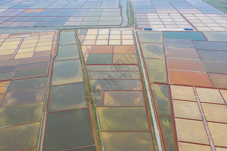 山东潍坊海边的盐场高清图片