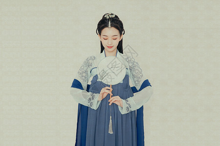 蓝色汉服古风汉服工笔画中国风美女背景