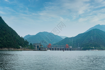 转发好运建德新安江9孔水坝背景