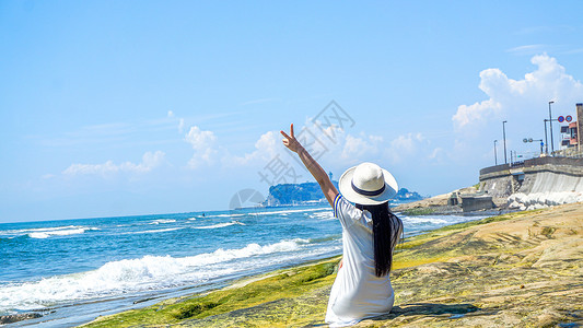 日本大海镰仓海边女孩背影背景