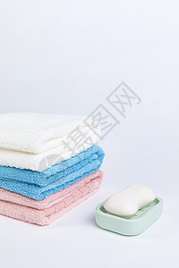 家居用品毛巾与肥皂图片