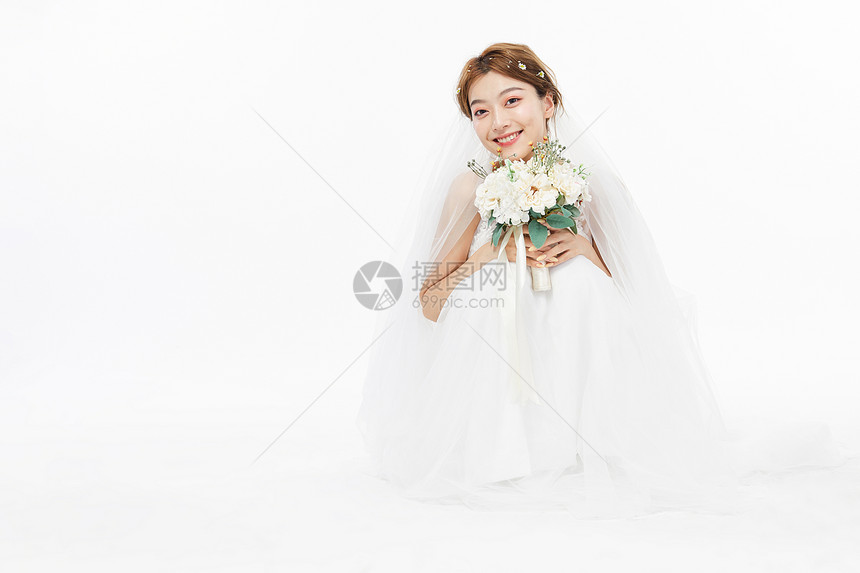 新娘美丽婚纱照图片