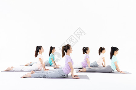 年轻美女团体瑜伽高清图片