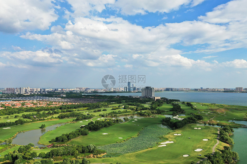 高尔夫球场草坪环境图片