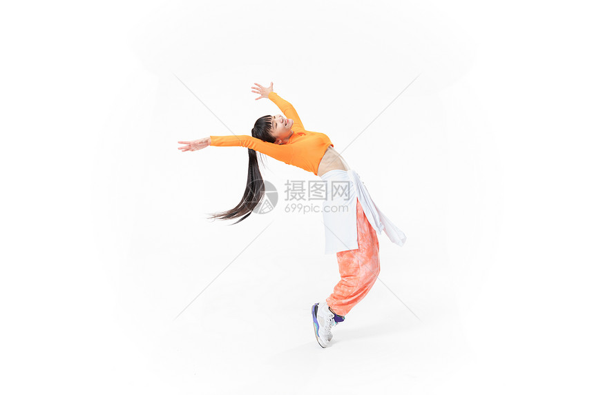 街舞女生跳高难度街舞动作图片