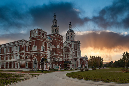 城堡法院哈尔滨伏尔加庄园背景