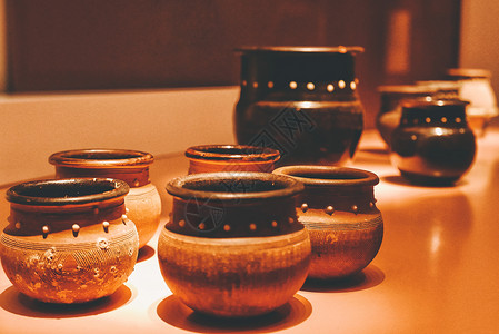 博物馆陶瓷瓷器展品背景图片