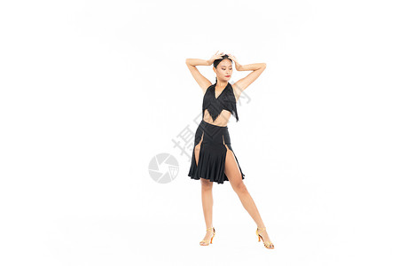 跳拉丁舞的女性舞蹈老师高清图片