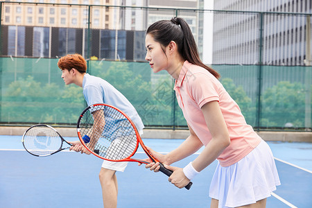 情侣户外网球双打高清图片
