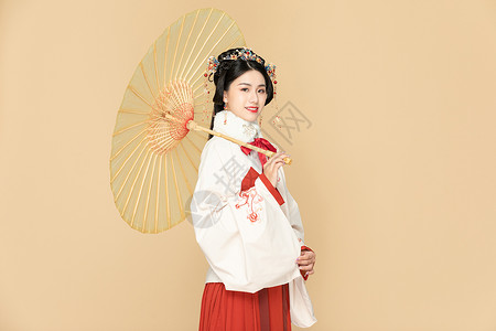 中国风古装汉服美女撑伞图片
