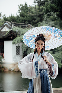 中国风古风汉服美女游园图片