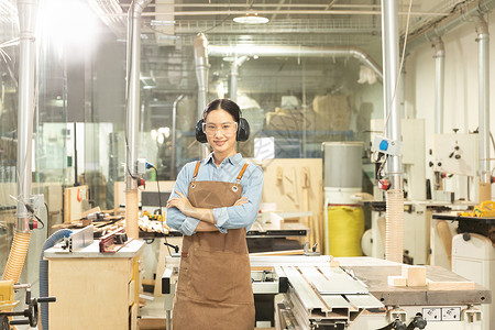 美女工匠形象木匠美女工人匠人形象背景