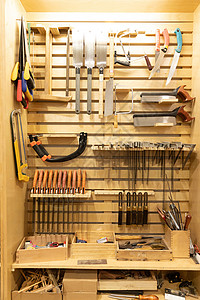 木匠工作室工具间工具展示柜图片