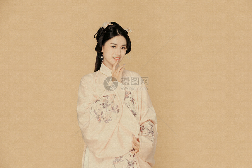 古装汉服中国风工笔画美女图片