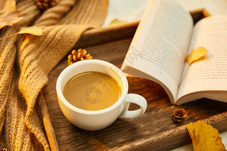 银杏叶对话框秋日咖啡与书背景