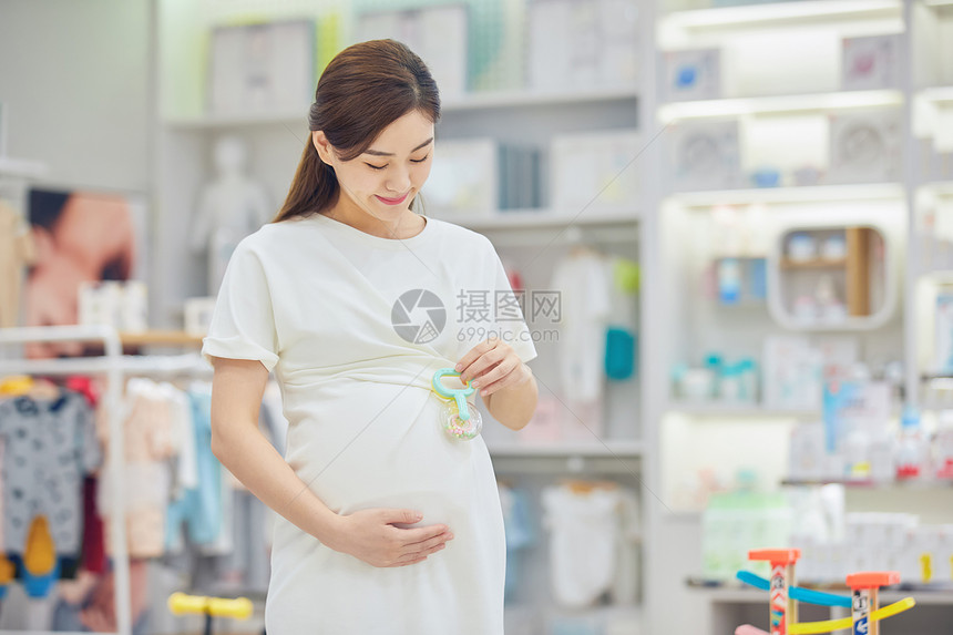 孕妇母婴店购物图片