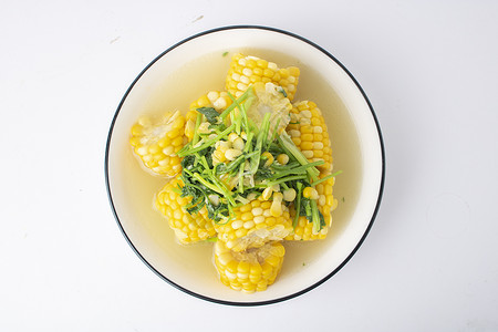 玉米汤碗里的玉米浓汤背景