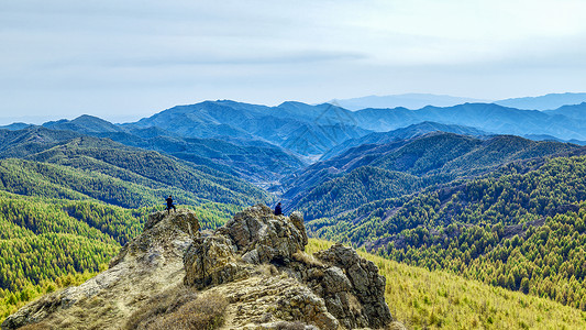 内蒙古苏木山国家森林公园秋季山峦景观图片