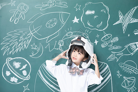  儿童小女孩戴卡通头盔航天梦想背景图片