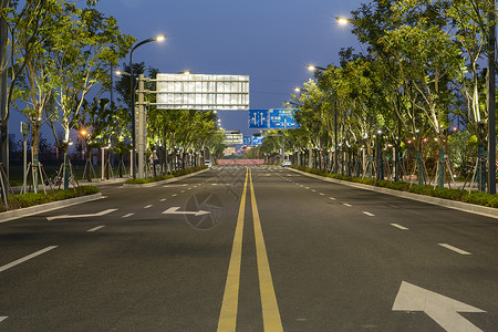 无人汽车户外无人的道路背景