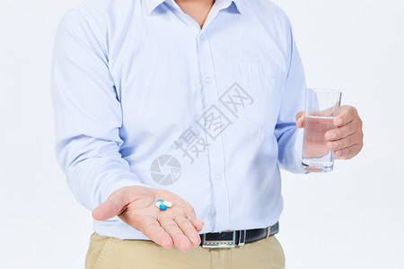 糖尿病药物口服药物的中年男性背景