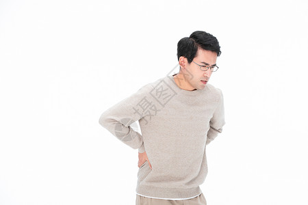 成年男性身体不舒服腰疼图片