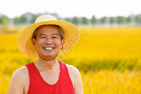 开心微笑的农民形象图片