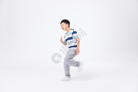 跳街舞的帅气儿童背景图片