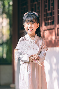 中国风复古扇屏古装纯真汉服儿童公园嬉戏背景