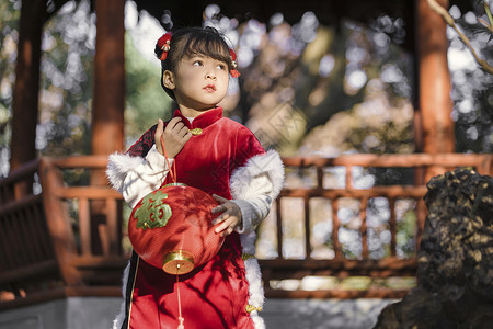 春节古代素材中国风儿童新年拿灯笼逛公园背景