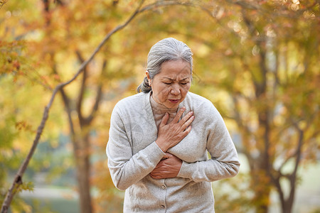 预防煤气中毒老年人老奶奶胸口疼痛背景