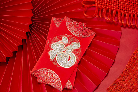 红色中国风扇形卷轴喜庆新年静物红包背景