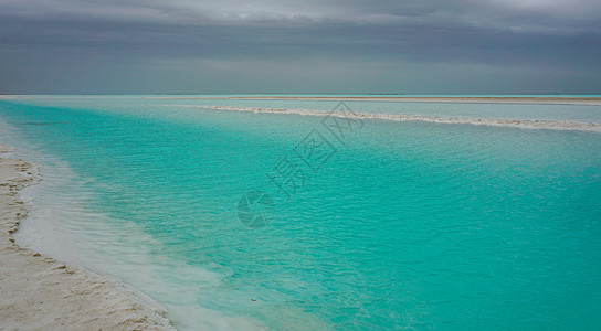 青海东台吉乃尔湖中国马尔代夫图片