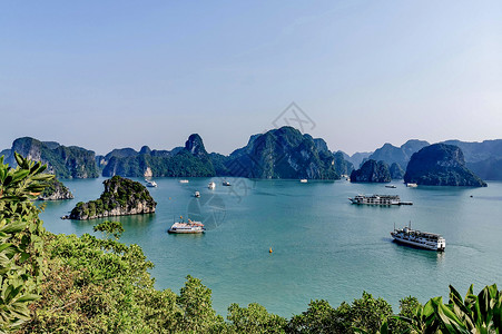 越南海上桂林下龙湾背景图片