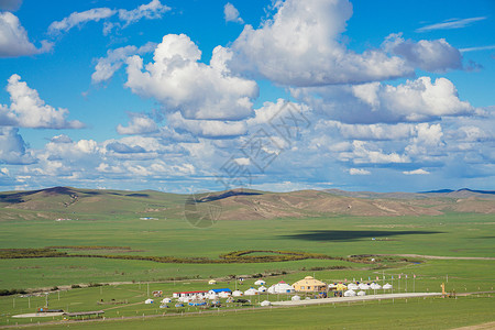 部落的呼伦贝尔大草原上的蒙古部落背景