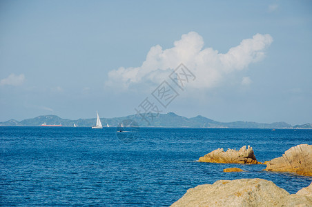 海游艇深圳大鹏游艇会桔钓沙湾背景