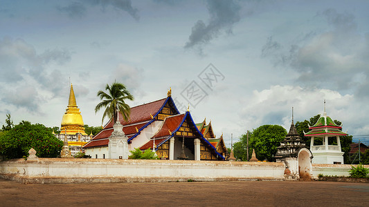 泰国北部程逸府地标寺庙全景WAT PHRA高清图片