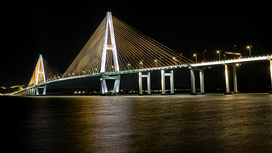 广东汕头西堤公园礐石大桥夜景背景图片