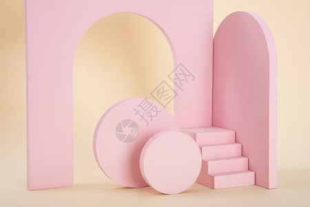 粉色爱心电商展台粉色二维场景化妆品女生用品场景实拍图背景