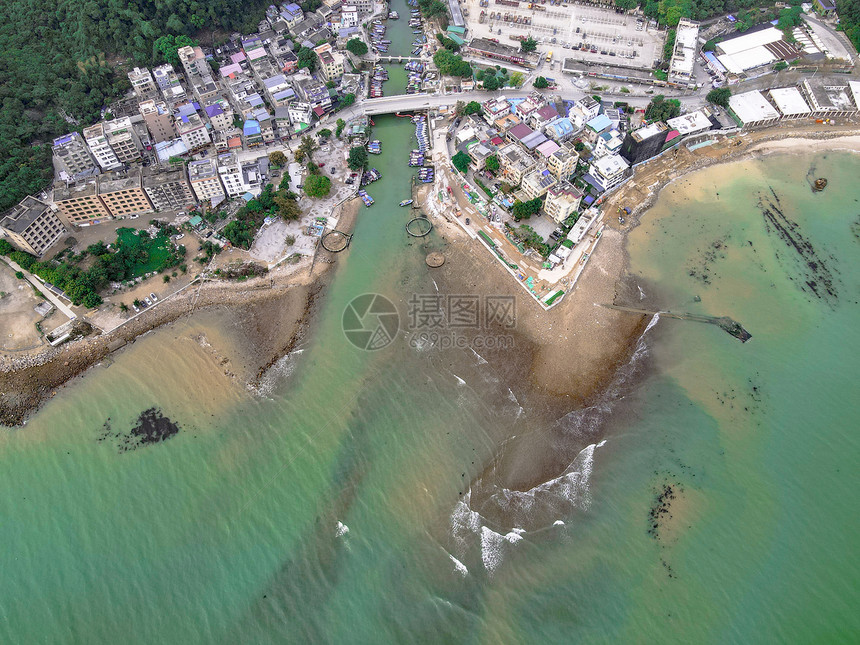 航拍深圳海边风光图片