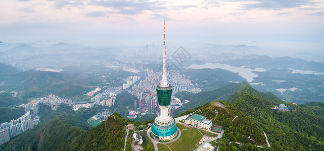 早晨的深圳梧桐山背景图片