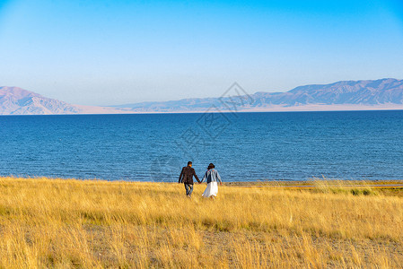 打卡景点新疆赛里木湖背景