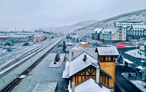 阿尔山火车站冬天风景高清图片