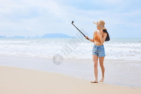 长视频夏日美女海边直播背景