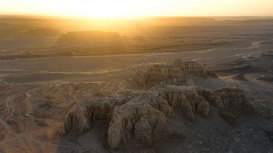 新疆大海道背景图片