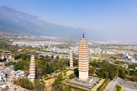 航拍大理崇圣寺三塔背景图片