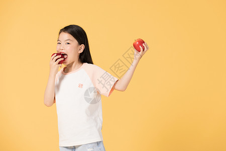 儿童人物图像拿着水果的小女孩背景