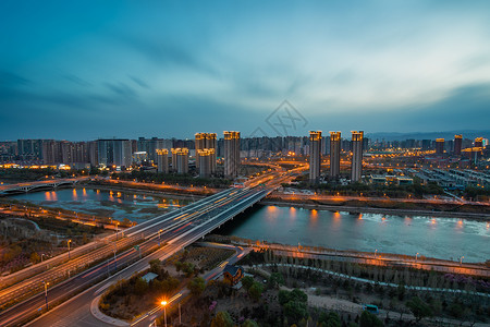 车流壁纸内蒙古呼和浩特城市风光背景