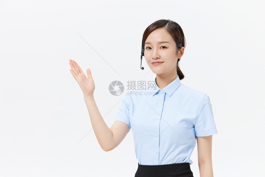 工作中的女性客服形象图片