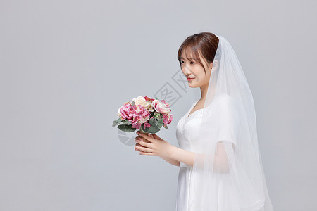 韩系新娘手拿捧花形象高清图片